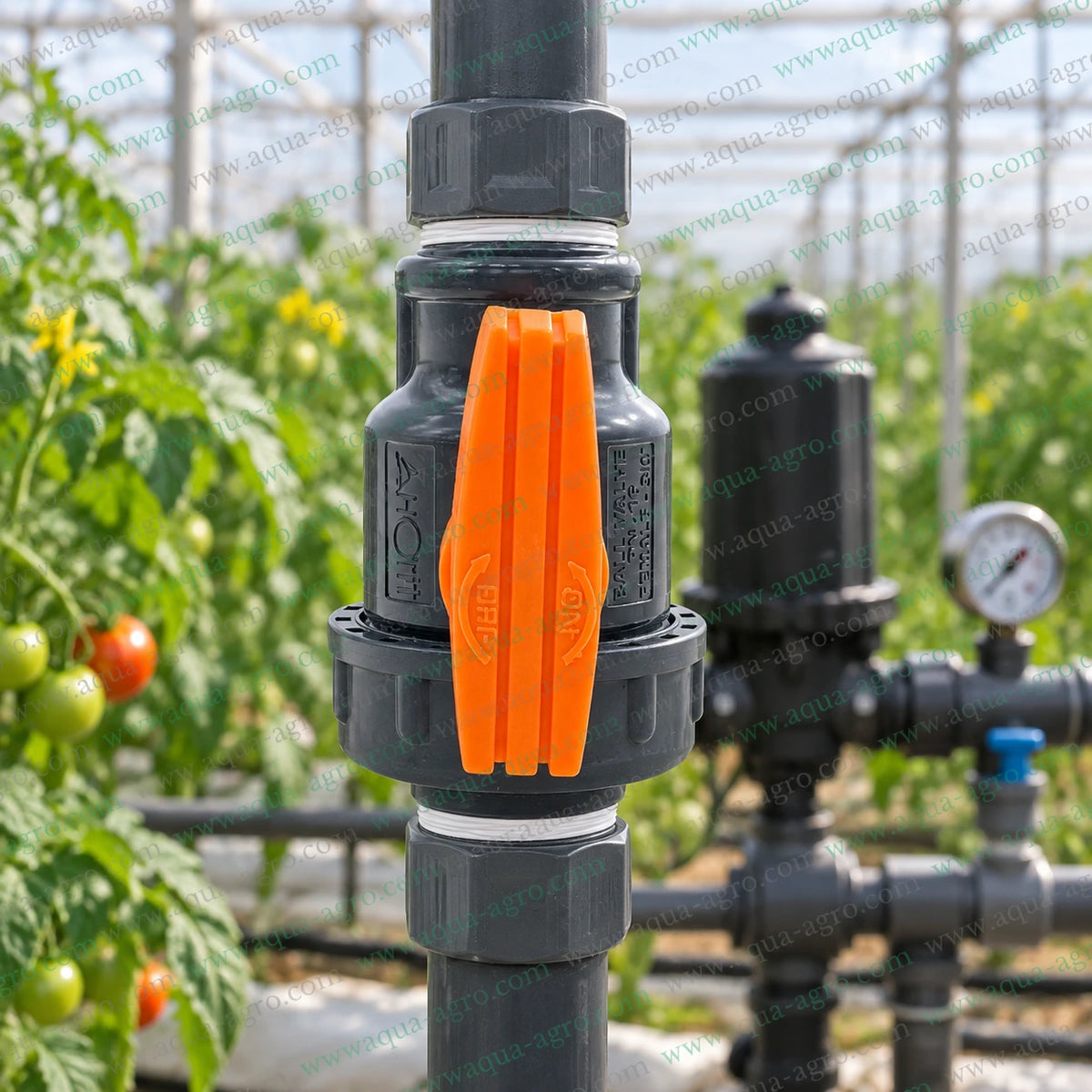 AUTOMAT 0.75 inch 25mm single union PVC ball valve HT-62-FF-SU installed in greenhouse irrigation pipeline for water flow control