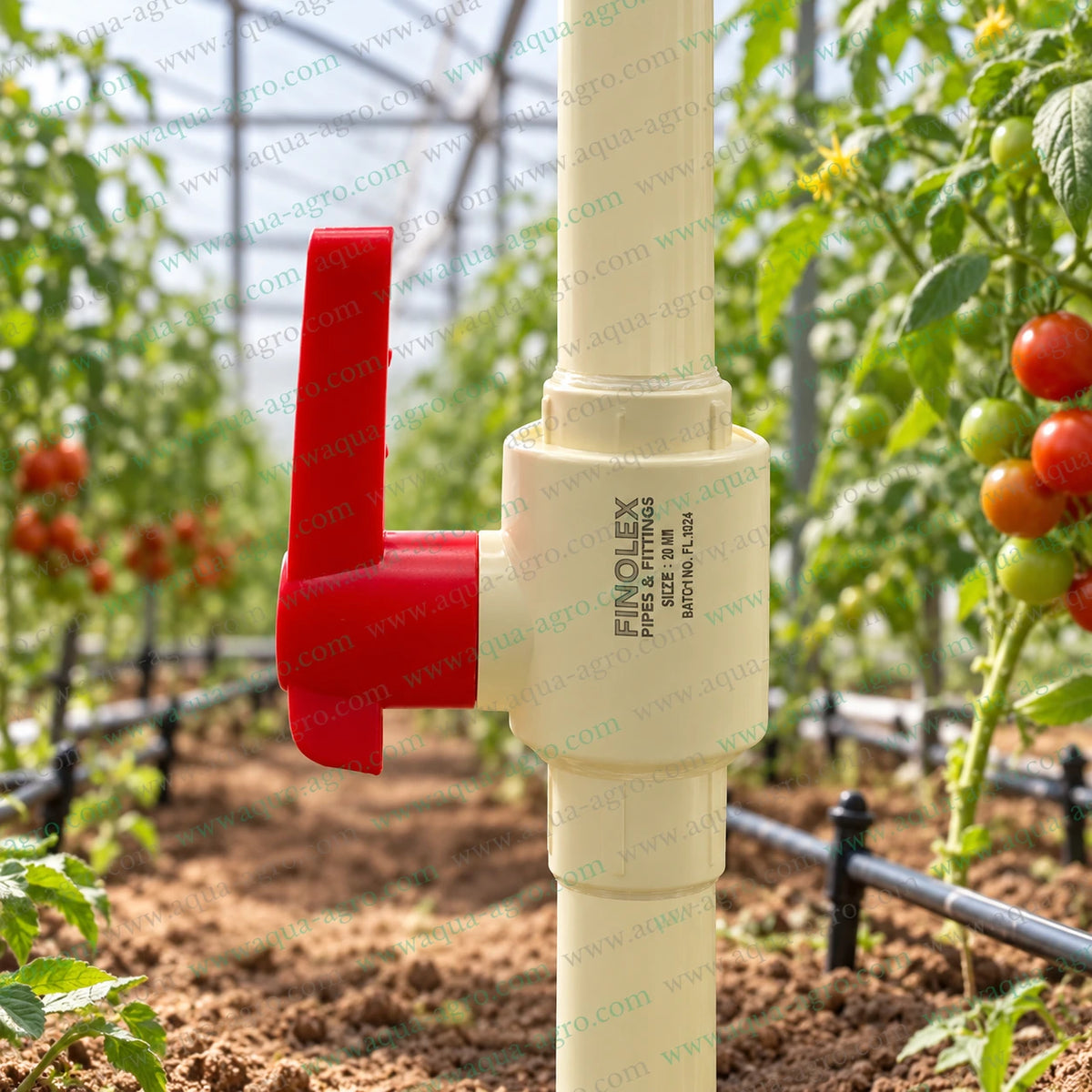 FINOLEX - Ball Valve - Plastic - Cpvc - Moulded - 0.75 inch (20mm) - Plain End - Socket