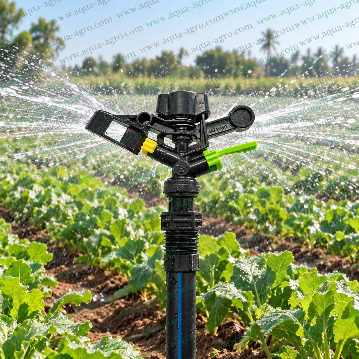 JALPARI TE-2P plastic mini sprinkler operating in agricultural crop field with full circle 360 degree water coverage 25 to 35 feet radius 0.5 inch 20mm male threaded impact sprinkler for farm irrigation