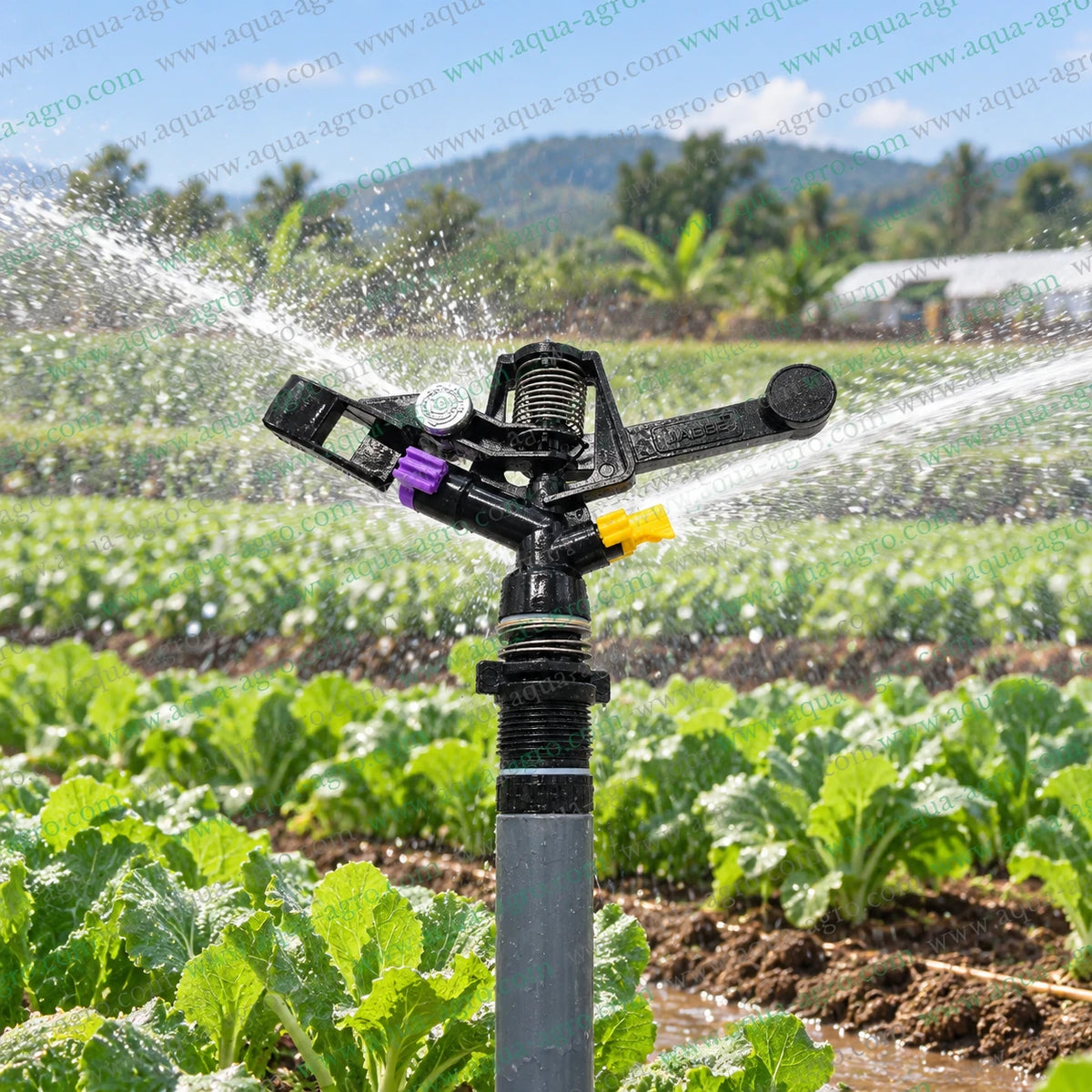 JABEE JB-33 mini impact sprinkler operating in agricultural field full circle irrigation 25 to 35 feet coverage 1320 to 1900 LPH 0.75 inch 25mm male threaded sprinkler